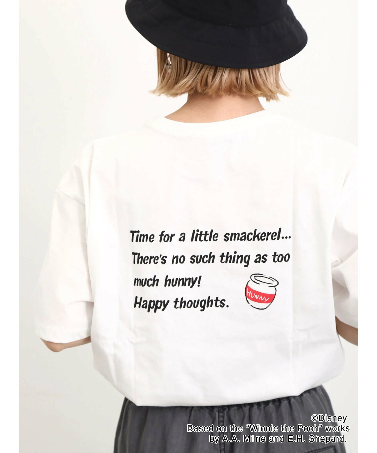 【Disney】くまのプーさん/ロゴ*アートTシャツ